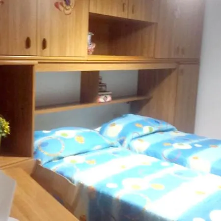 Semesterbostad Holiday Via Napoli Vico Terzo N.3 Chieti Fara San Martino